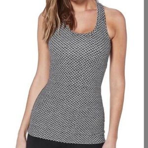 Lululemon tank